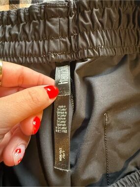 Victoria Sport Black Athletic Pants